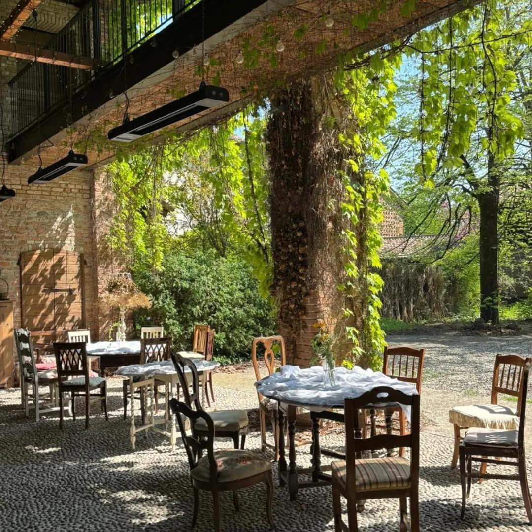 Locanda Dei Melograni Gossolengo Luaran gambar