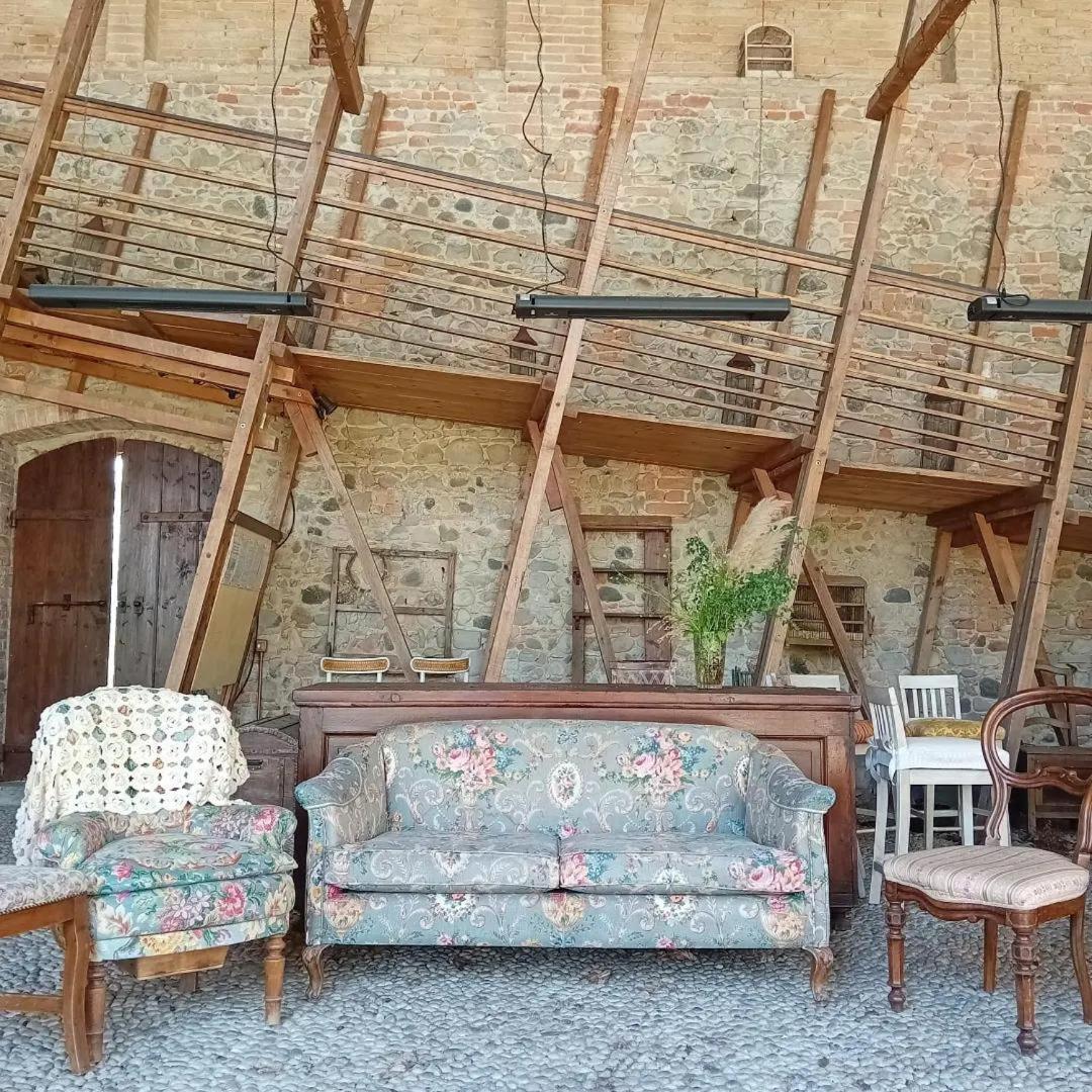 Locanda Dei Melograni Gossolengo Luaran gambar