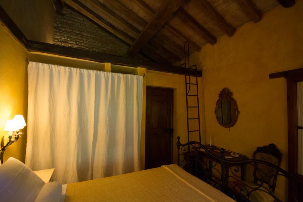 Locanda Dei Melograni Gossolengo Luaran gambar