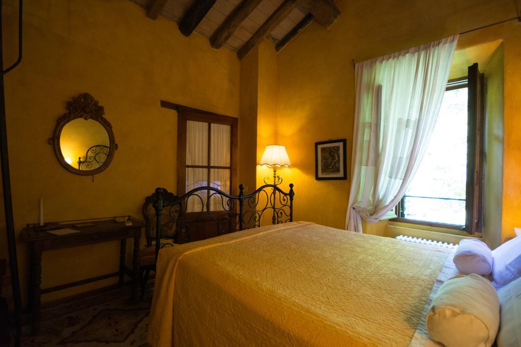 Locanda Dei Melograni Gossolengo Luaran gambar