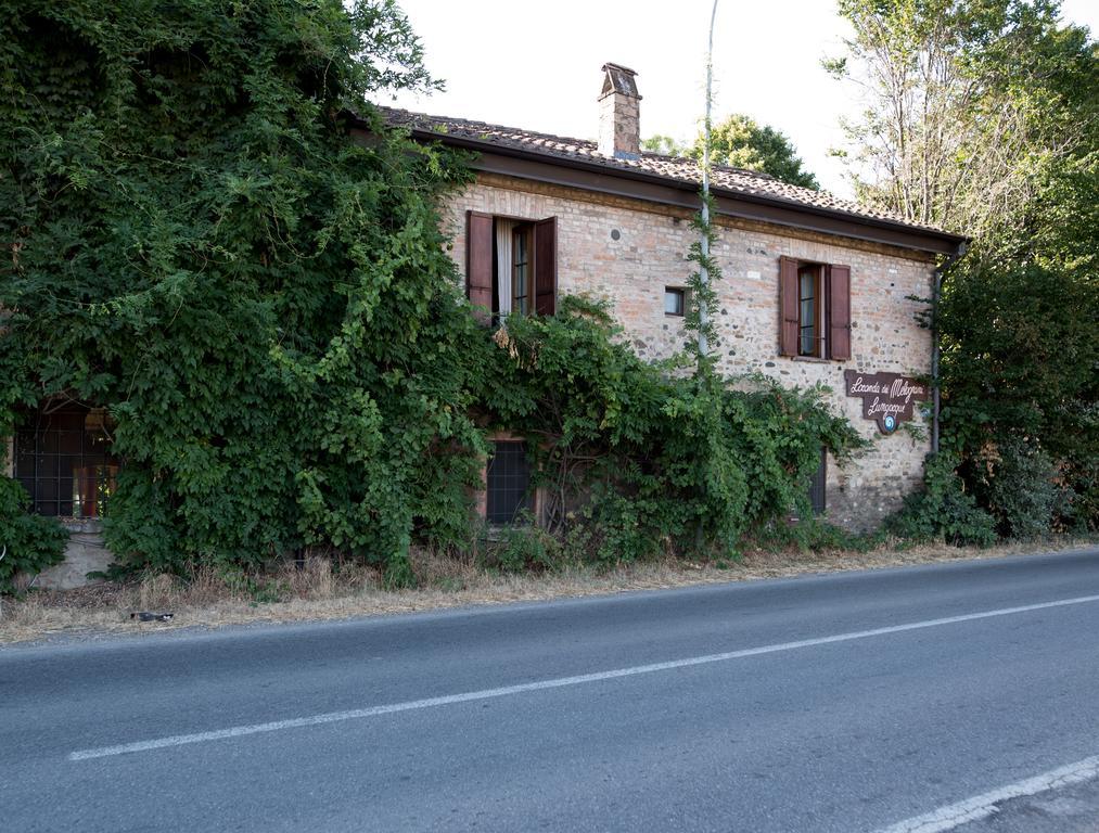 Locanda Dei Melograni Gossolengo Luaran gambar