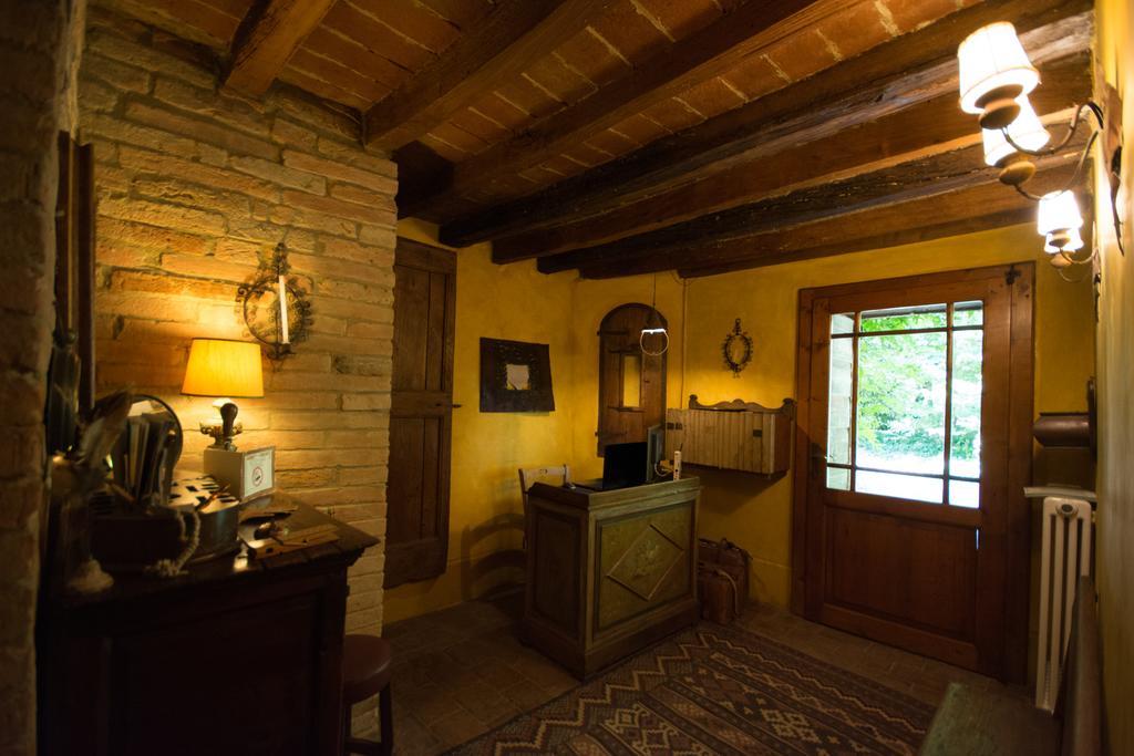 Locanda Dei Melograni Gossolengo Luaran gambar
