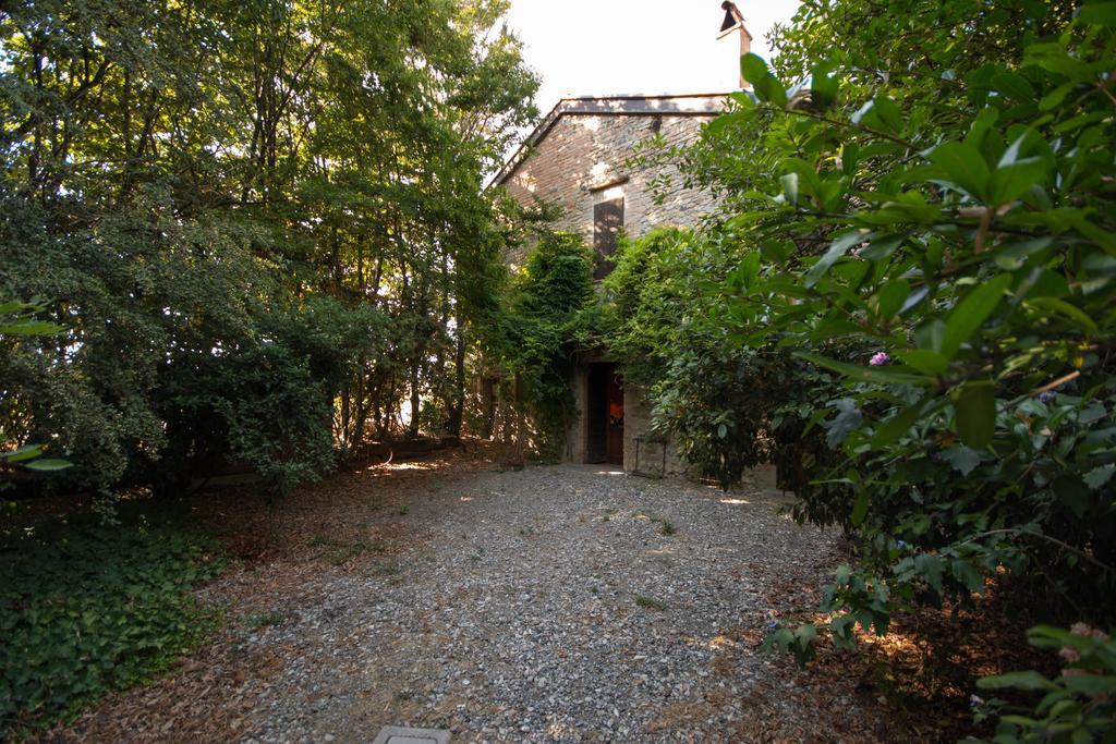 Locanda Dei Melograni Gossolengo Luaran gambar