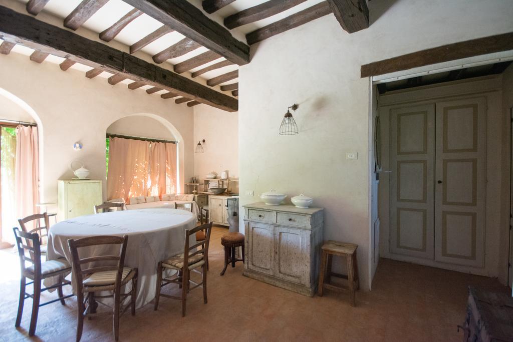 Locanda Dei Melograni Gossolengo Luaran gambar