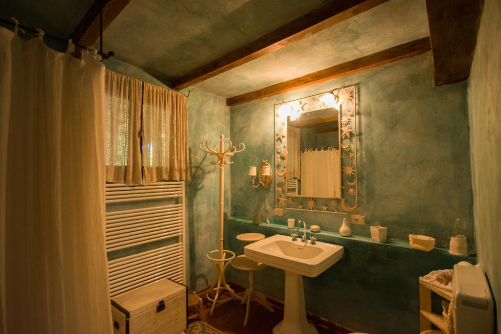 Locanda Dei Melograni Gossolengo Luaran gambar