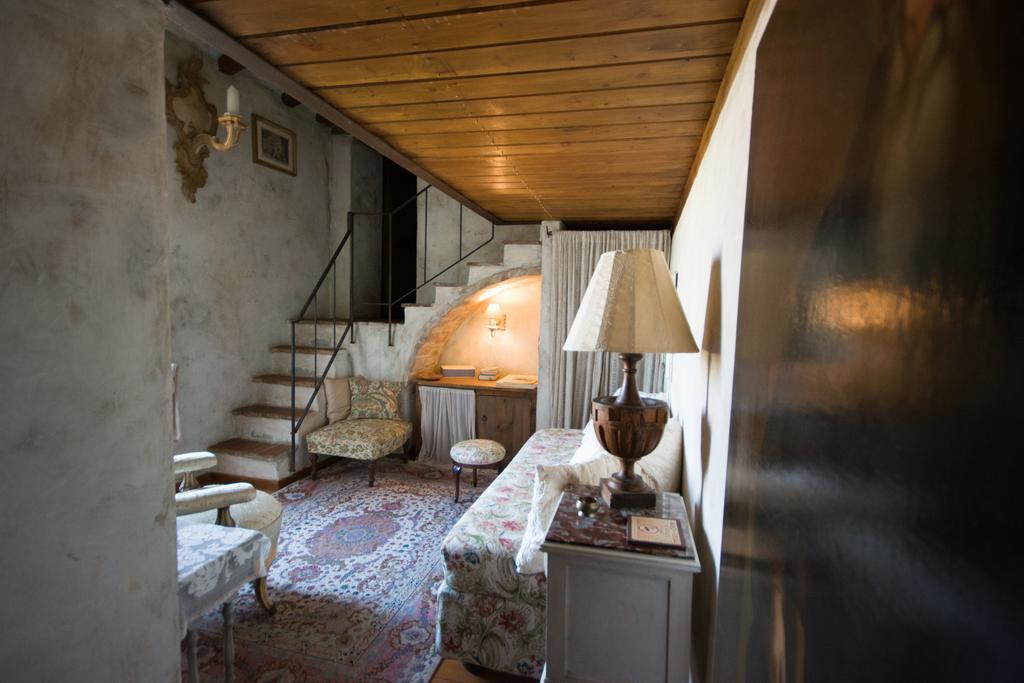 Locanda Dei Melograni Gossolengo Luaran gambar